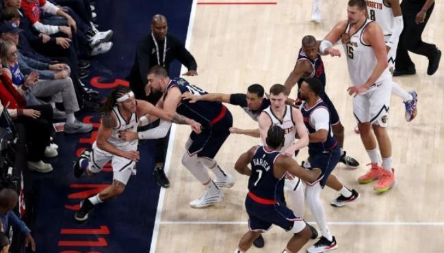 包含里尔背水一战,力争避免进一步颓势的词条 包含里尔背水一战,力争避免进一步颓势的词条