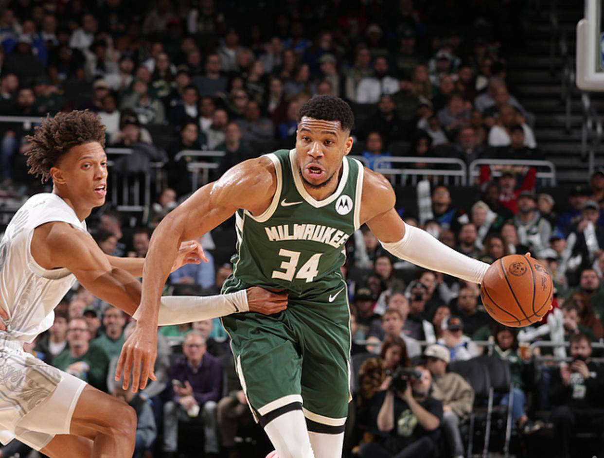 雄鹿明星遭伤病困扰,球队需寻找新战术(雄鹿明星遭伤病困扰,球队需寻找新战术吗) 雄鹿明星遭伤病困扰,球队需寻找新战术(雄鹿明星遭伤病困扰,球队需寻找新战术吗)