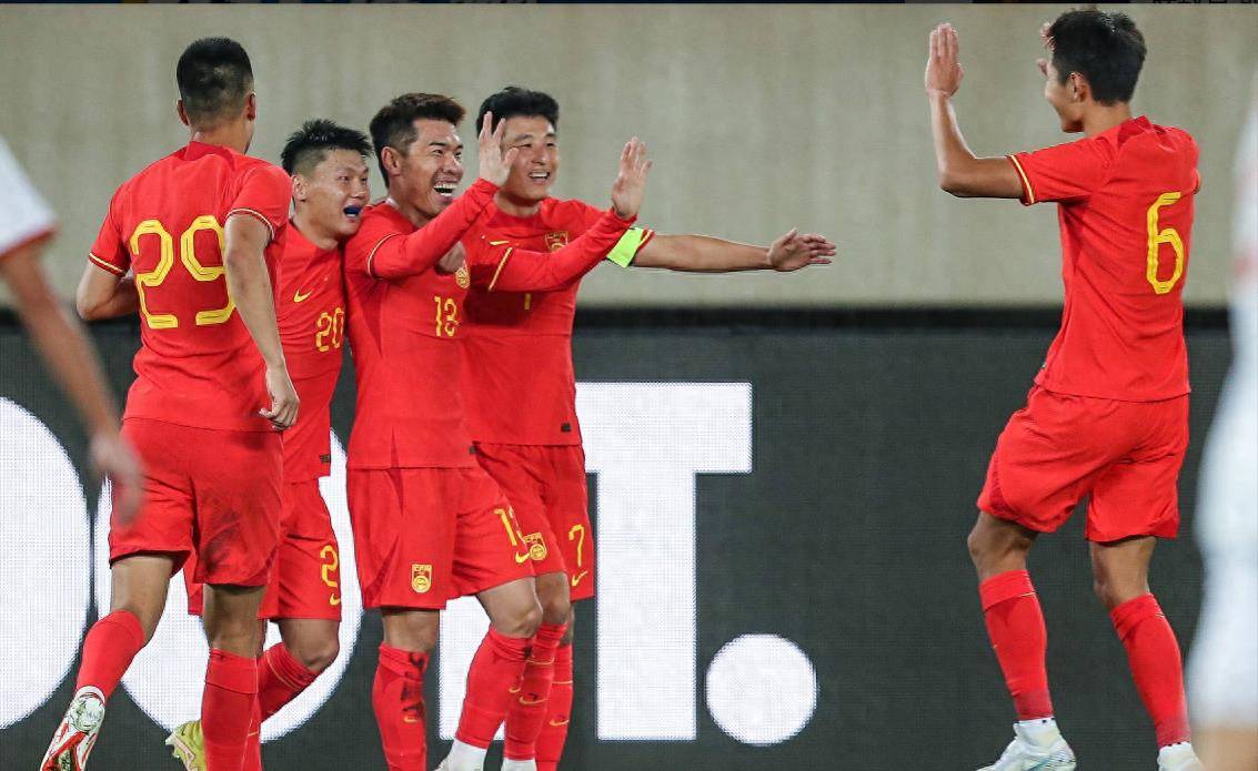 爱游戏在线-关于浙江稠州队后卫表现出众，奠定胜利基础的信息