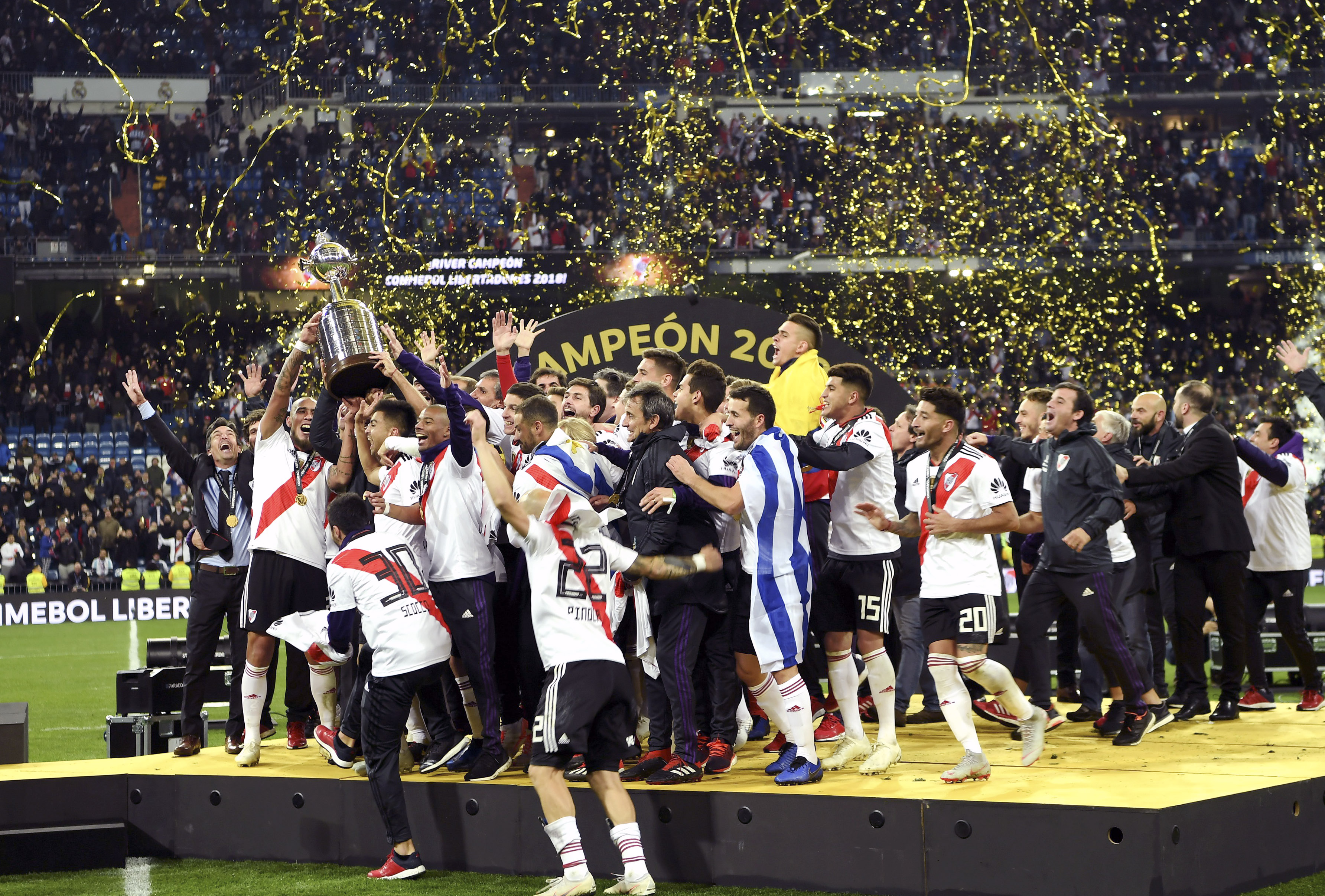 包含南美足球强队战绩斐然,备战国际大赛的词条 包含南美足球强队战绩斐然,备战国际大赛的词条