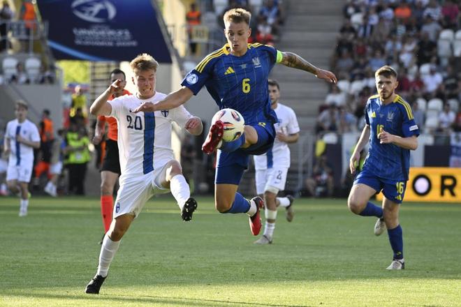 乌克兰队普遍施展,团结取胜 乌克兰队普遍施展,团结取胜