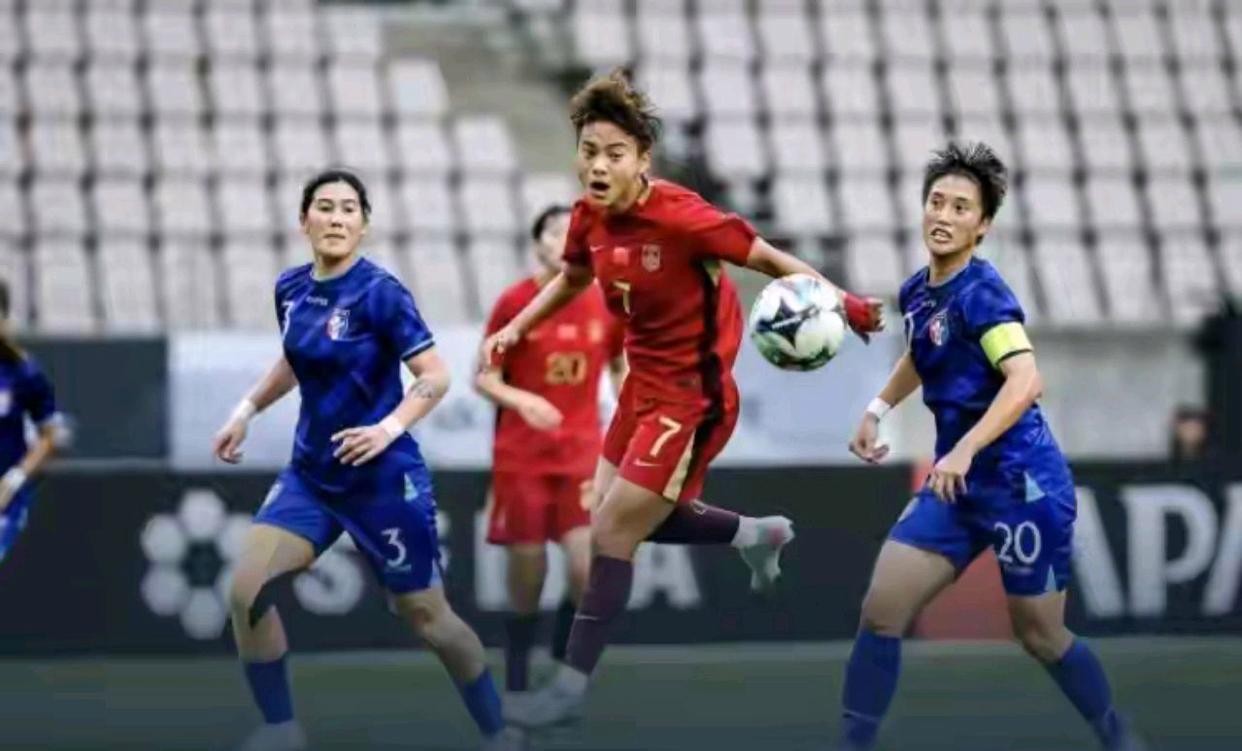 爱游戏网页版登录入口-精彩对决！女足比赛新赛季开启