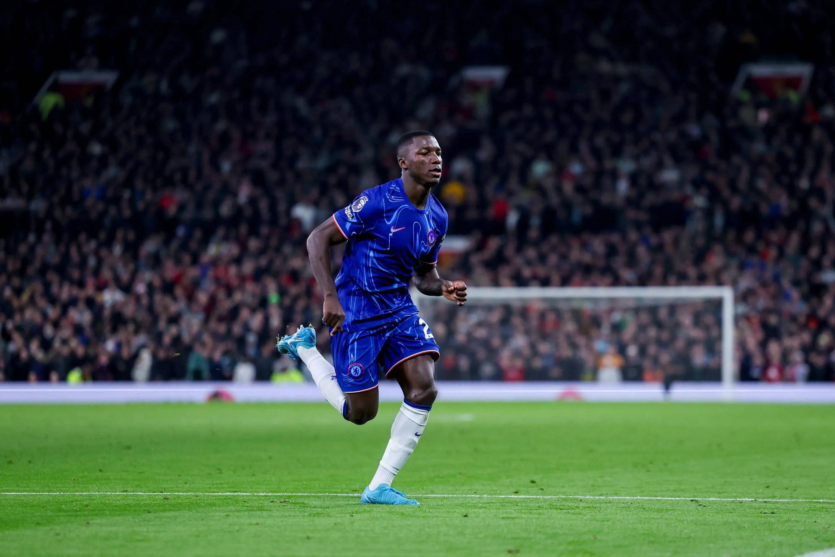 爱游戏官方登录入口-关于切尔西主帅调整战术，期待带来转机的信息