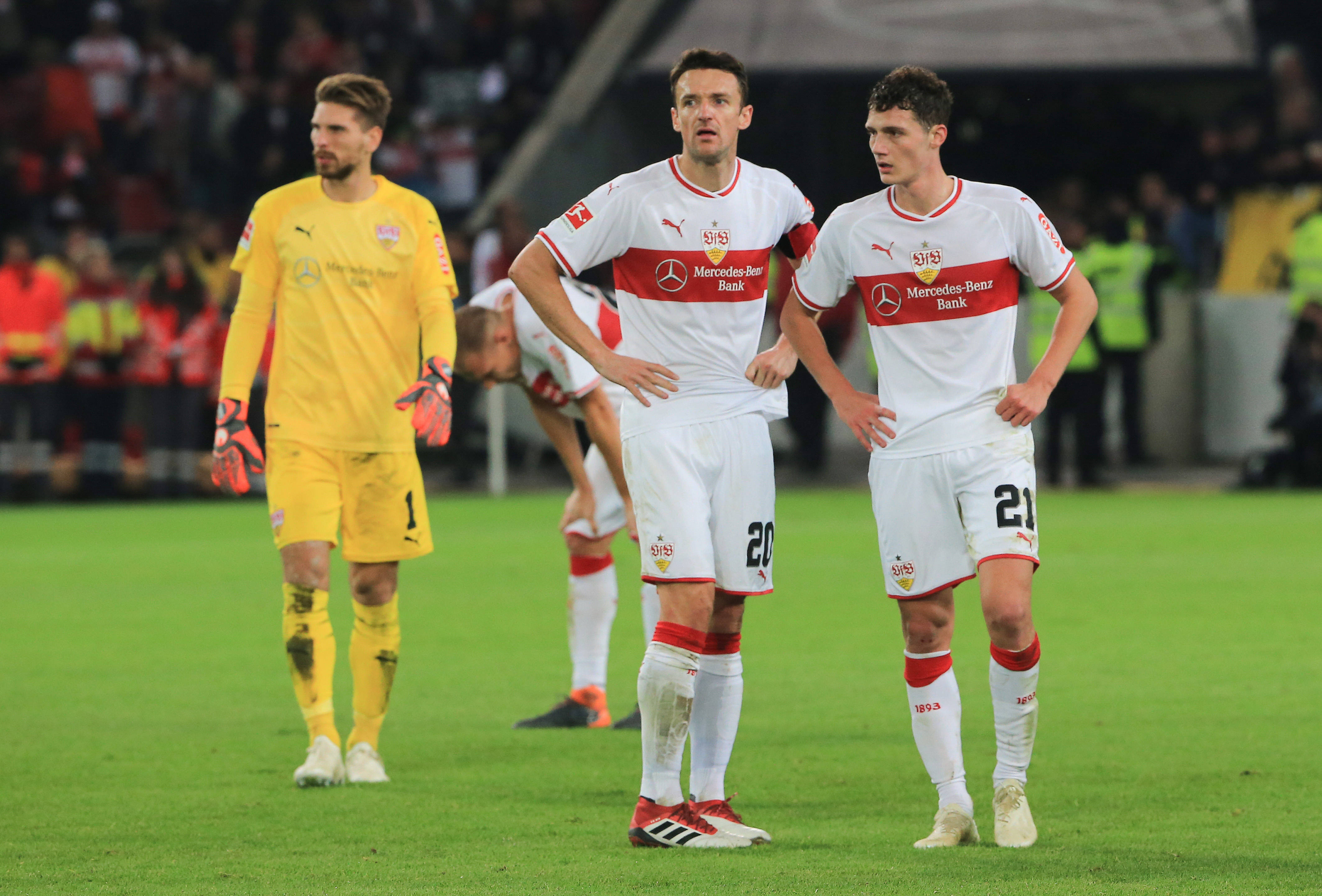 包含莱比锡红牛新赛季目标锁定联赛前四的词条