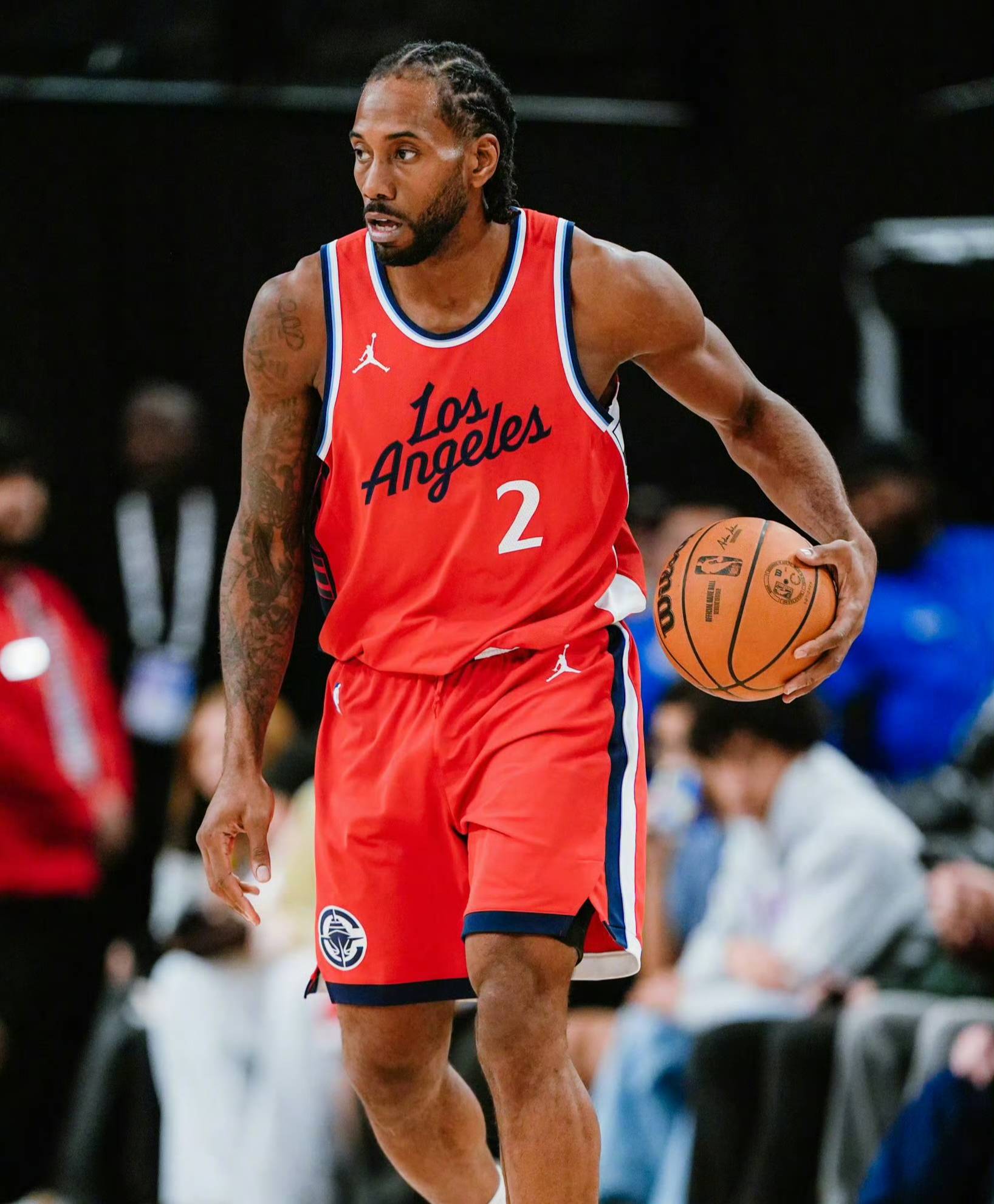 开拓者主场力克快船,利拉德全队最佳得分保持领先 开拓者主场力克快船,利拉德全队最佳得分保持领先