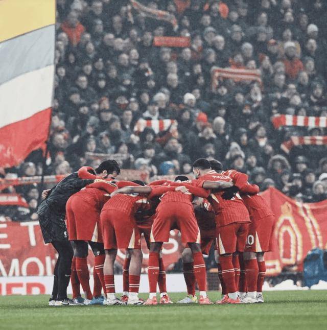 爱游戏体育网站-曼联压力山大，欧冠之路依然充满挑战的简单介绍