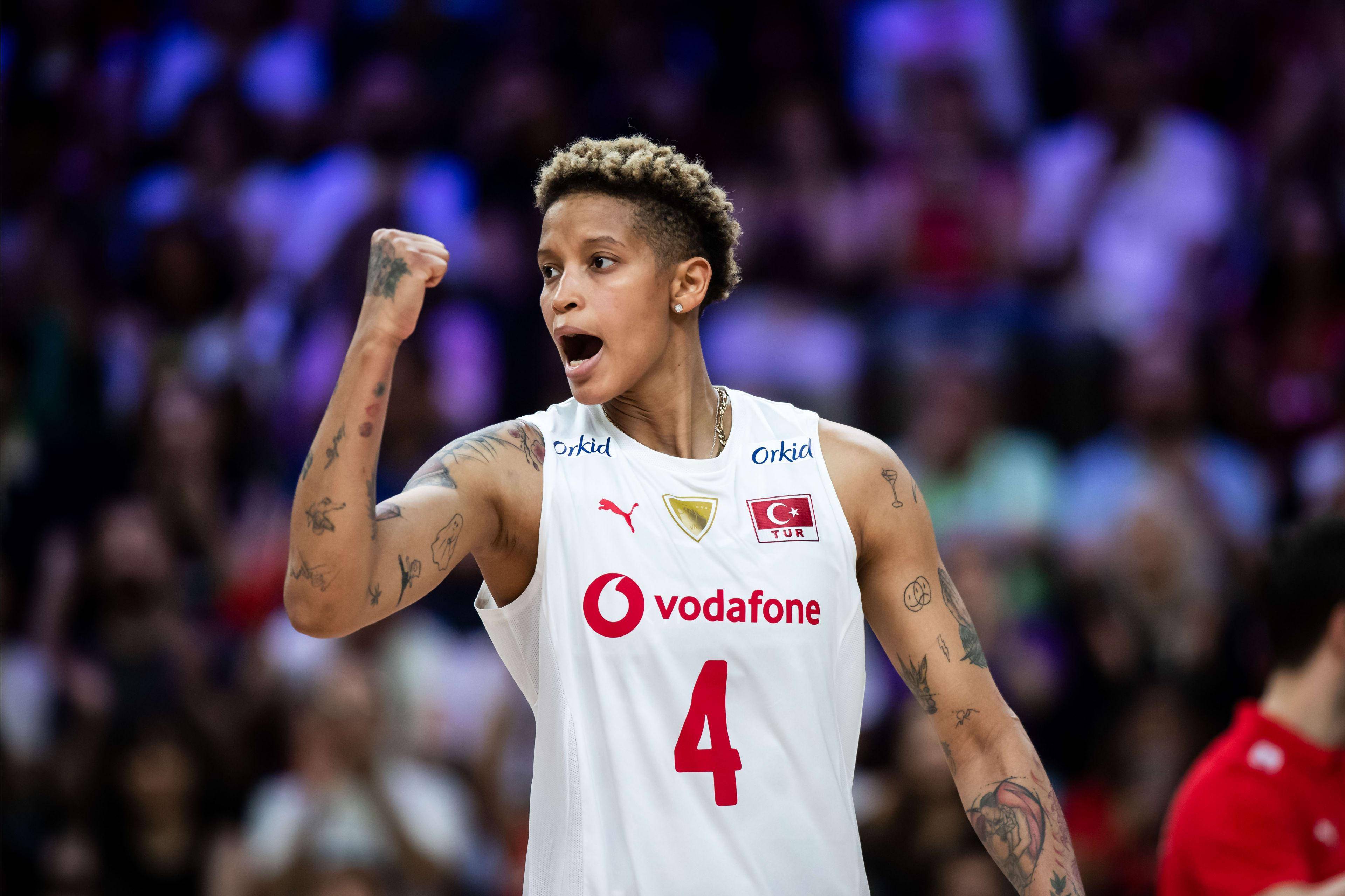 爱游戏网页版-土耳其队意外惊艳，逆袭成功晋级