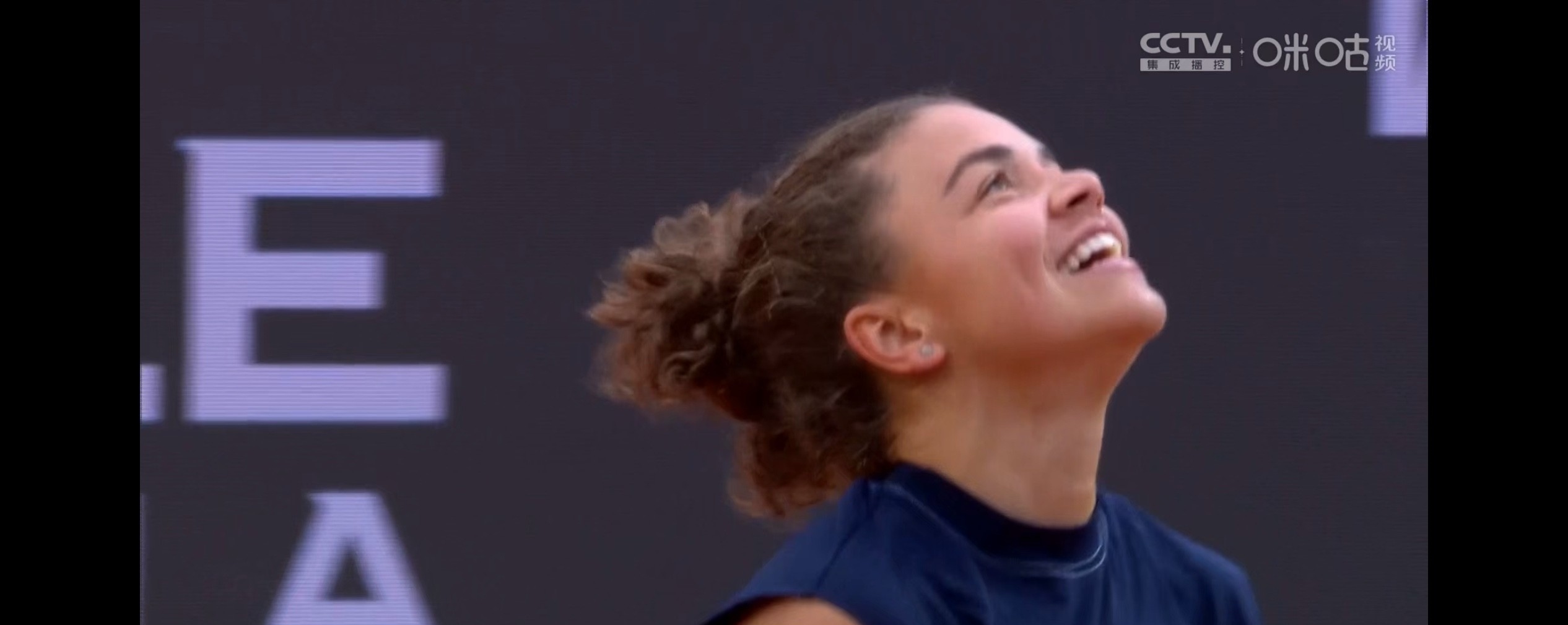 爱游戏体育官网-巴勒斯坦女子击剑选手迎来第一场胜利