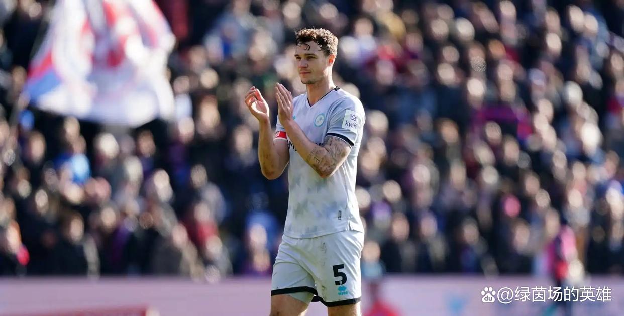 爱游戏在线-热刺客场逆袭卡迪夫城，保持不败地位