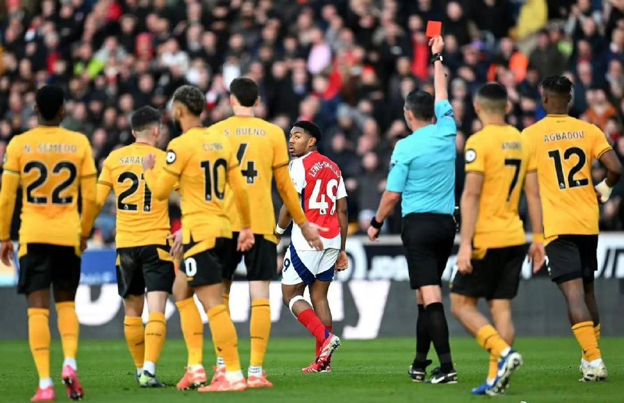 包含诺里奇惊险战胜对手,英超升班马表现抢眼的词条 包含诺里奇惊险战胜对手,英超升班马表现抢眼的词条