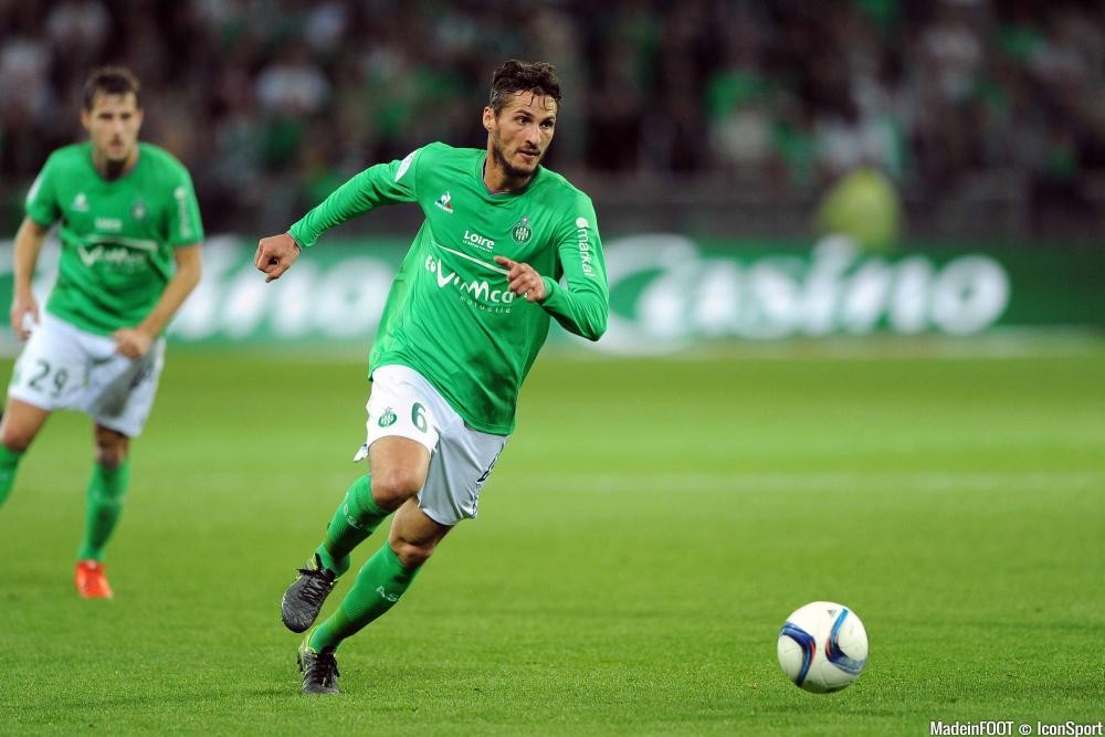 关于圣埃蒂安边锋入选国家队,备战国际比赛的信息 关于圣埃蒂安边锋入选国家队,备战国际比赛的信息